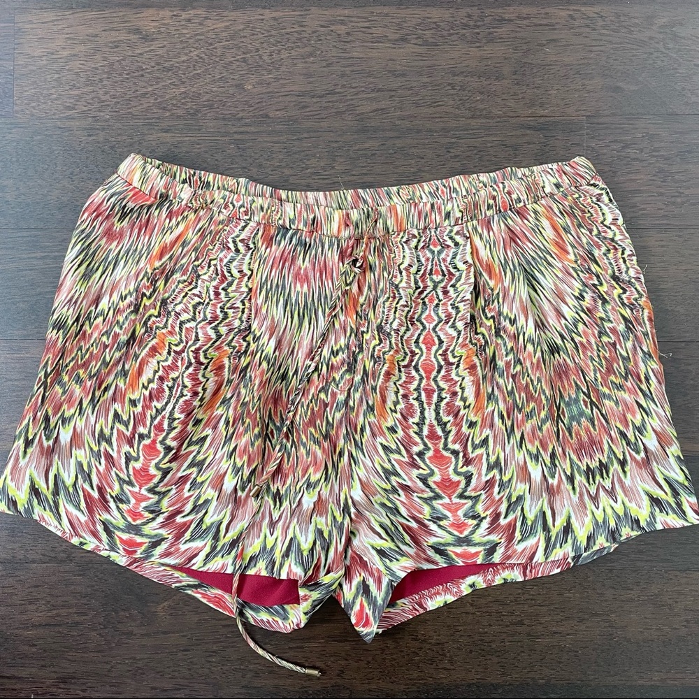 Haute hippie 100% silk flowy shorts